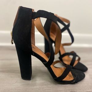 LuLus Black Heels
